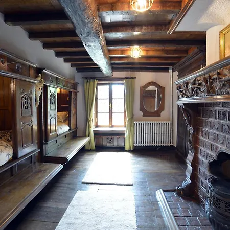 Insolites A Manoir De Maubert * שימיי